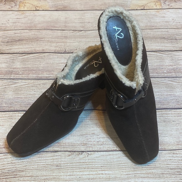A2 by Aerosoles Brown Suede Leather Snapjack Mule Size 9 - Picture 2 of 11